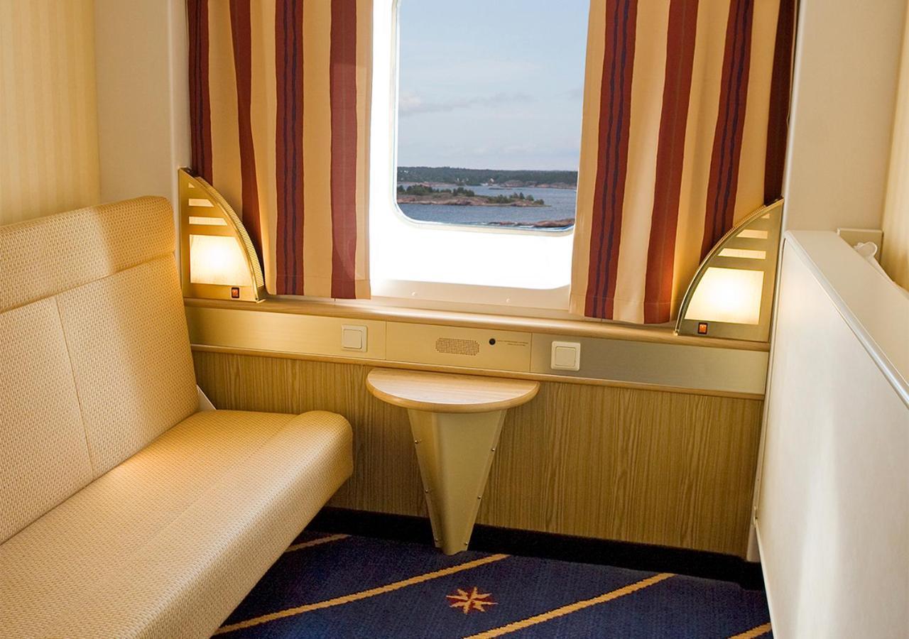 Viking Line Ferry Viking Cinderella - 2-Night Cruise Stockholm-Helsinki-Stockholm Hotel Room photo